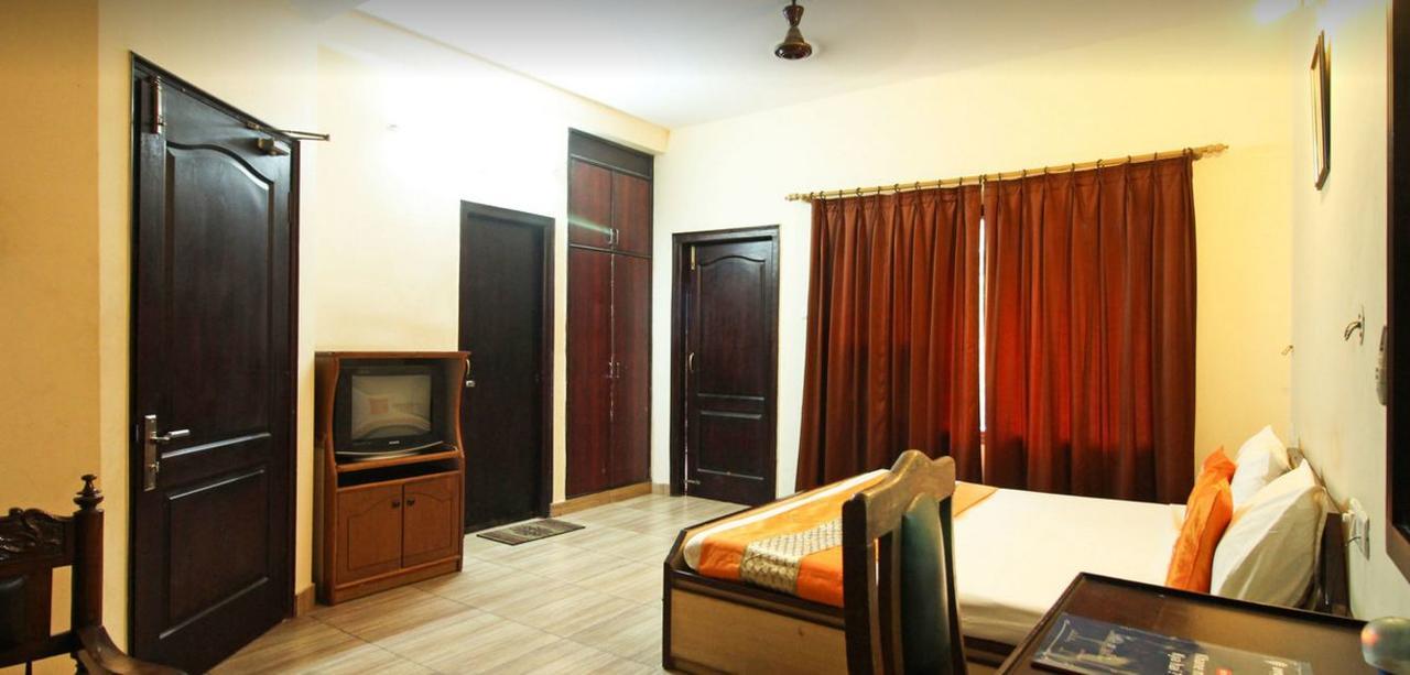 Krishna Wilderness Retreat Hotel Ramnagar  Exterior photo